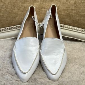attention White Pointed Leather Slip-On Flats with Trim Detail